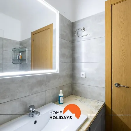 #065 Zulmira Flat By Holidays Appartement Albufeira